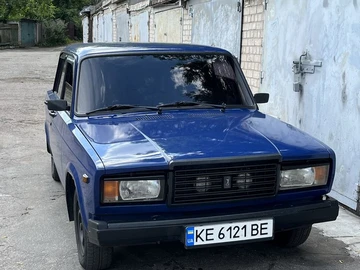 Авто ВАЗ 2107 2004 № 8938229