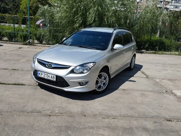 Авто Hyundai I30 2012 № 8938238