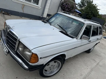 Авто Mercedes W123 1980 № 8938333