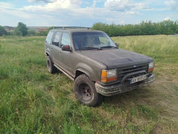Авто Ford Explorer 1994 № 8938381