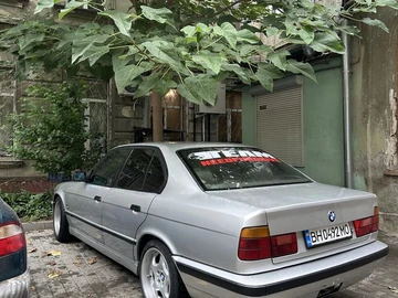Авто BMW 5 Серия 1993 № 8938523