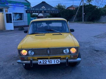 Авто ВАЗ 2103 1974 № 8938618