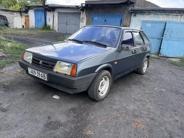 Авто ВАЗ 2109 1990 № 8938631