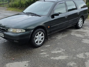 Авто Ford Mondeo 1995 № 8938638