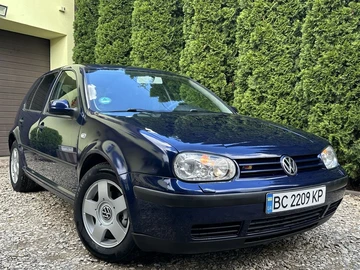Авто Volkswagen Golf 2000 № 8938676