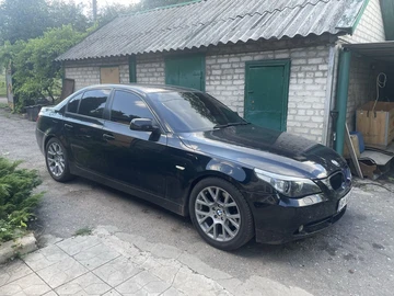 Авто BMW 5 Серия 2004 № 8938857