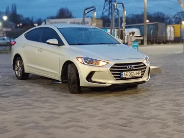 Авто Hyundai Elantra 2017 № 8938999