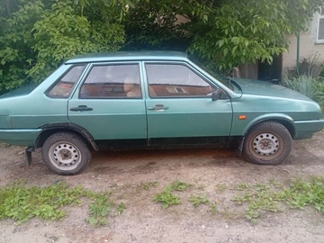 Авто ВАЗ 21099 2000 № 8939008