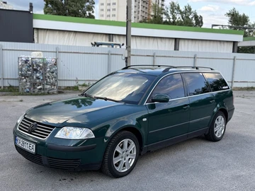 Авто Volkswagen Passat Variant 2002 № 8939017