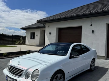 Авто Mercedes Clk Серия 2000 № 8939033
