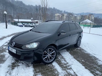 Авто Volkswagen Golf 2010 № 8939040