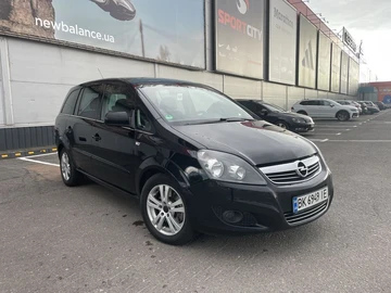 Авто Opel Zafira 2011 № 8939094