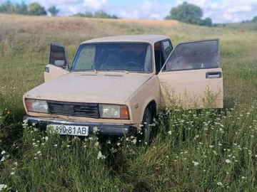 Авто ВАЗ 2105 1987 № 8939137