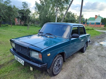 Авто ВАЗ 2107 1995 № 8939247