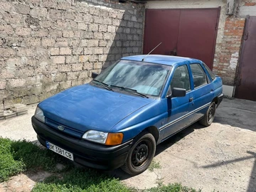 Авто Ford Escort 1991 № 8939267