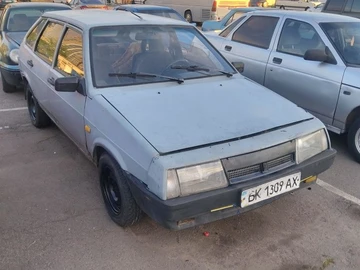 Авто ВАЗ 2109 1989 № 8939284