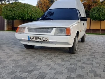 Авто ЗАЗ Таврия 2004 № 8939347