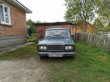 Авто ВАЗ 2107 1998 № 8939558