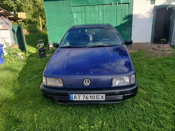 Авто Volkswagen Passat Sedan 1993 № 8939632