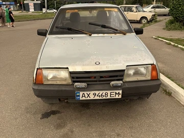 Авто ВАЗ 21099 2003 № 8939637