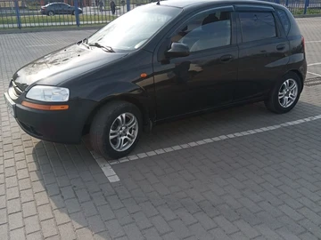 Авто Chevrolet Aveo 2004 № 8939789