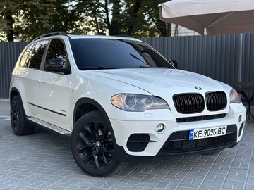 Авто BMW X5 2012 № 8939905