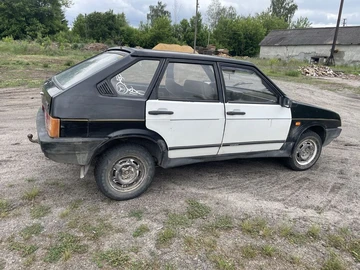 Авто ВАЗ 2109 1992 № 8940061