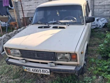 Авто ВАЗ 2105 1990 № 8940093