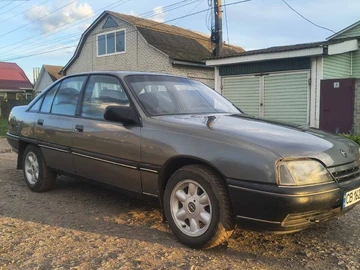 Авто Opel Omega 1988 № 8940133