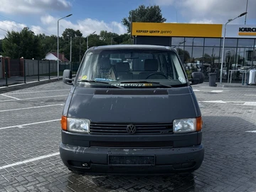 Авто Volkswagen Transporter 2002 № 8940244