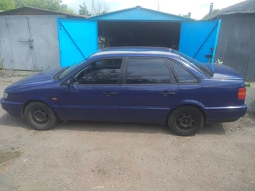 Авто Volkswagen Passat Sedan 1996 № 8940415