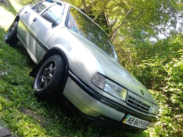 Авто Opel Vectra 1989 № 8940583