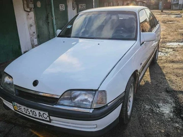 Авто Opel Omega 1993 № 8940616