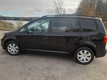 Авто Volkswagen Touran 2013 № 8940759