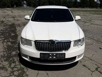 Авто Skoda Superb 2009 № 8940874