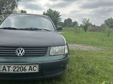 Авто Volkswagen Passat Sedan 1997 № 8941001