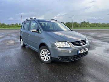 Авто Volkswagen Touran 2006 № 8941012