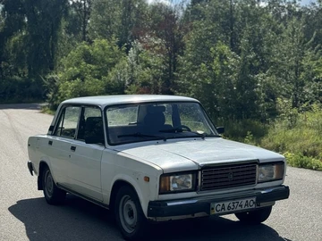 Авто ВАЗ 2107 2004 № 8941093