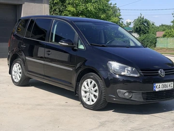 Авто Volkswagen Touran 2012 № 8941202