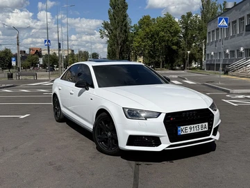 Авто Audi A4 2017 № 8941398