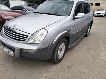 Авто SsangYong Rexton 2006 № 8941402