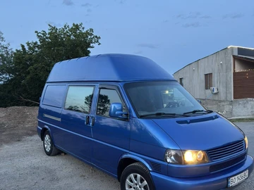 Авто Volkswagen Transporter 2000 № 8941411