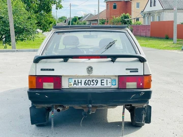Авто ВАЗ 2109 1996 № 8941456