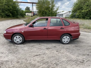 Авто SEAT Cordoba 1996 № 8941462