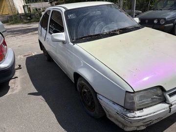 Авто Opel Kadett 1988 № 8941521