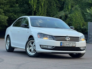 Авто Volkswagen Passat Sedan 2015 № 8941533