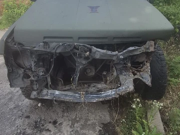 Авто Nissan Navara 1999 № 8941635