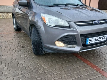 Авто Ford Escape 2013 № 8941758