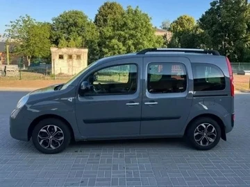 Авто Renault Kangoo Passenger 2013 № 8941771