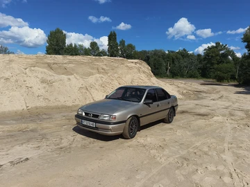 Авто Opel Vectra 1993 № 8941778